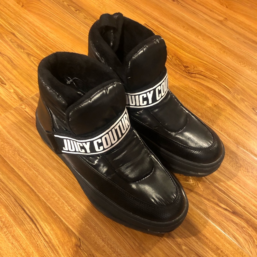 NEW Juicy couture Snow boots Size 7